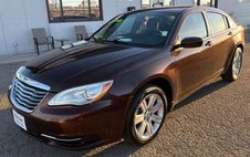 2013 Chrysler 200 LX