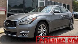2017 Infiniti Q70 3.7
