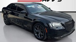 2023 Chrysler 300 Touring