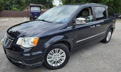 2013 Chrysler Town and Country Limited