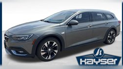 2019 Buick Regal TourX Essence
