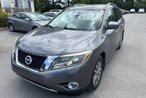2015 Nissan Pathfinder SV