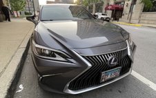 2020 Lexus ES 300h Base