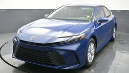 2026 Toyota Camry Hybrid LE