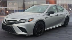2020 Toyota Camry SE