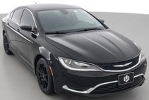 2017 Chrysler 200 Limited Platinum