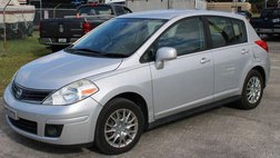 2011 Nissan Versa 1.8 S