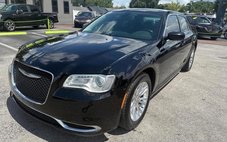 2017 Chrysler 300 Limited