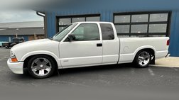 2000 Chevrolet S-10 LS