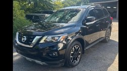 2020 Nissan Pathfinder SV
