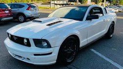 2007 Ford Mustang V6 Deluxe