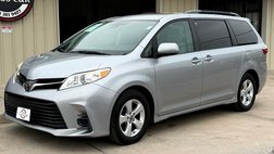 2018 Toyota Sienna LE