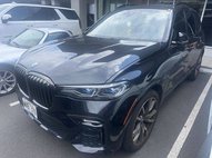 2021 BMW X7 M50i