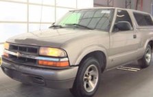 2000 Chevrolet S-10 LS