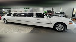 2004 Lincoln Town Car Executive