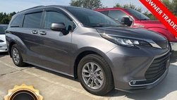 2022 Toyota Sienna XLE 7-Passenger