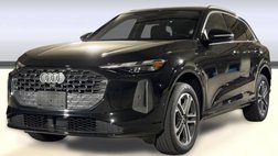 2025 Audi Q5 quattro Premium TFSI