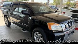 2012 Nissan Titan SV