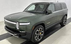 2024 Rivian R1S Adventure