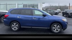 2020 Nissan Pathfinder SV