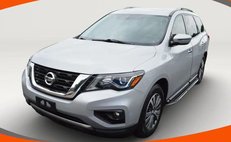 2019 Nissan Pathfinder SV