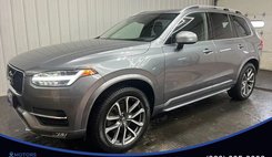 2017 Volvo XC90 T6 Momentum