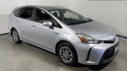 2016 Toyota Prius v Two