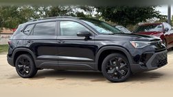 2027 Volkswagen Taos SE Black