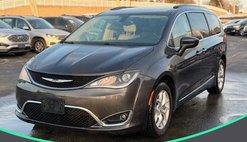 2017 Chrysler Pacifica Touring L FWD