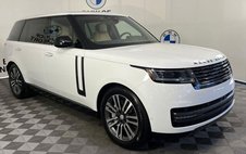 2025 Land Rover Range Rover P530 SE LWB