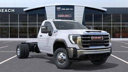 2026 GMC Sierra 3500HD CC Pro