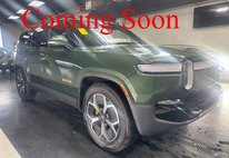 2024 Rivian R1S Adventure