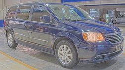 2013 Chrysler Town and Country Touring