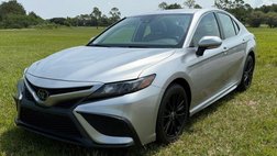 2022 Toyota Camry SE