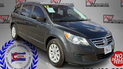 2012 Volkswagen Routan SE