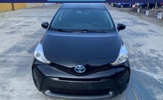 2016 Toyota Prius v Two