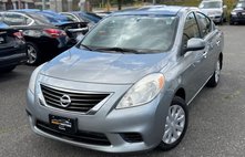 2012 Nissan Versa SV