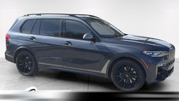 2022 BMW X7 M50i