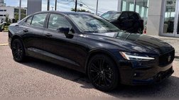 2024 Volvo S60 B5 Plus Black Edition