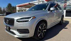 2020 Volvo XC90 T6 Momentum 6-Passenger