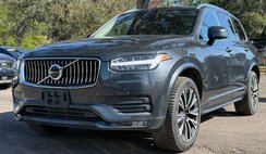 2022 Volvo XC90 T5 Momentum