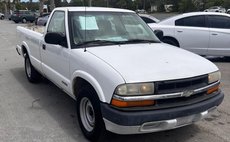 2000 Chevrolet S-10 Base