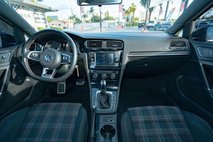 2019 Volkswagen Golf GTI SE