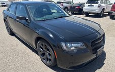 2023 Chrysler 300 S V6