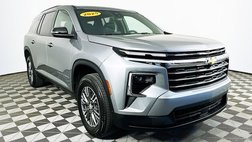 2025 Chevrolet Traverse LT