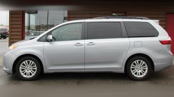 2015 Toyota Sienna XLE 8-Passenger