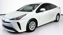 2020 Toyota Prius LE
