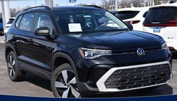 2025 Volkswagen Taos S 4Motion