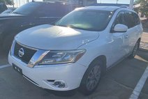 2014 Nissan Pathfinder SV