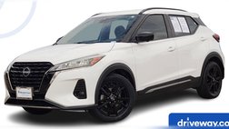 2022 Nissan Kicks SR